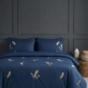 Parure housse de couette brodée satin de coton Plumes Dorées Bleu Marine – HB-R19
