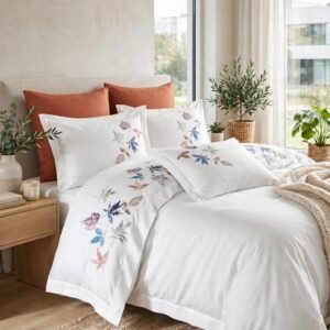 Parure housse de couette brodée satin de coton blanc Feuilles Multicolores HB-R9 – lit